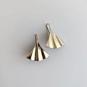 Gold toned Fan style silver earrings stamped A925